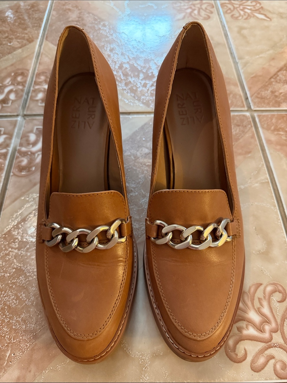 Naturalizer Tan Leather Loafers with Gold Chain Accent